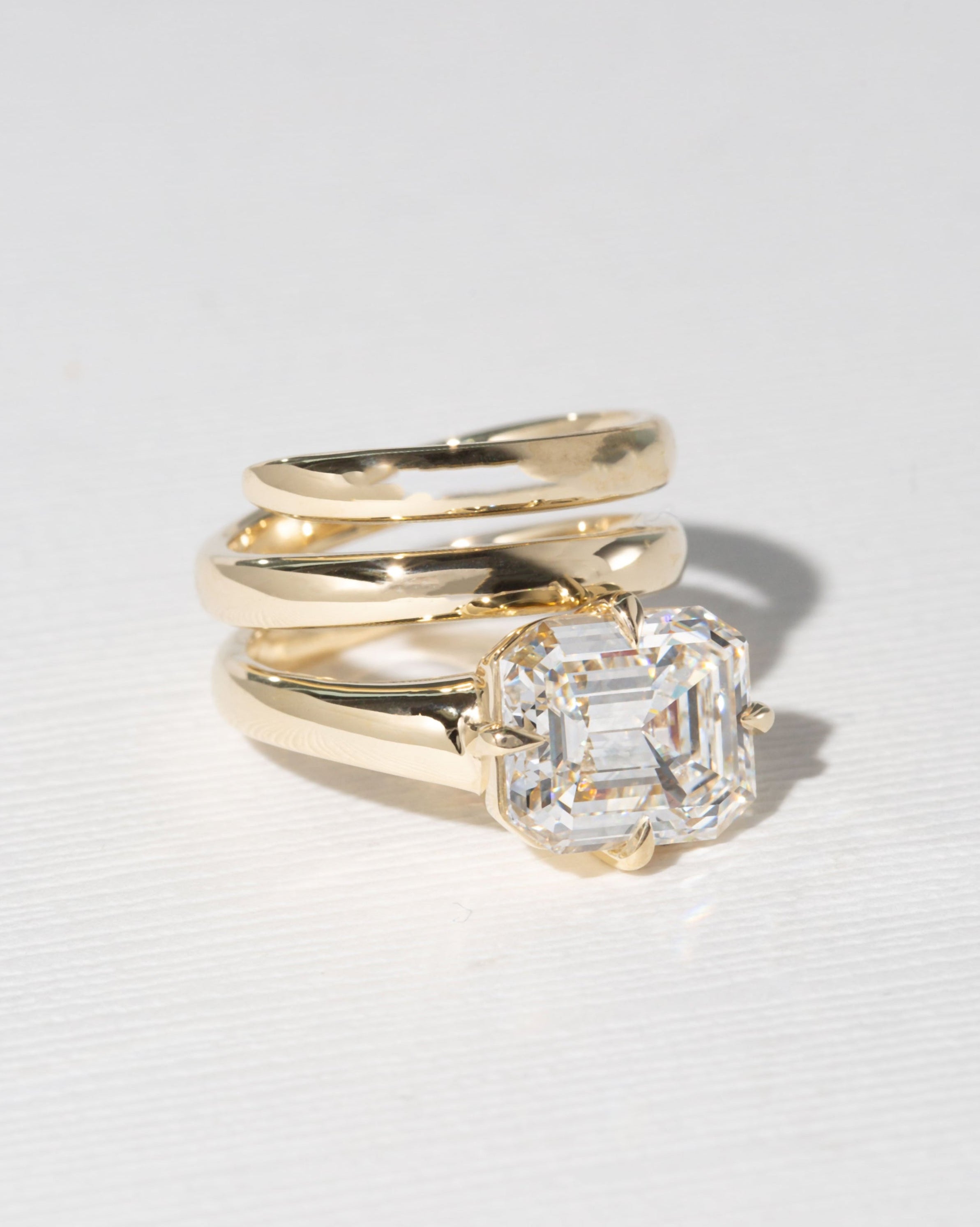 Bespoke Emerald Serpentine Ring