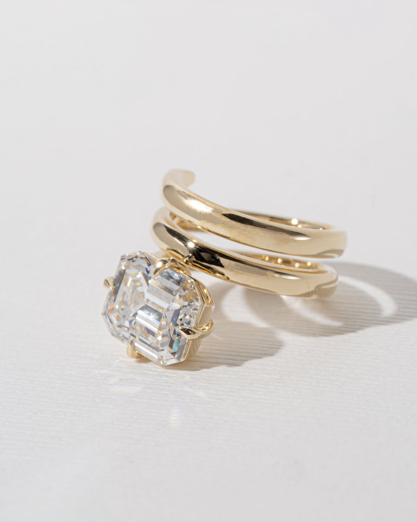 Bespoke Emerald Serpentine Ring